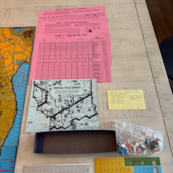 Rare, vintage 1969 Avalon Hill Anzio (partially unpunched) - Picture 4 of 10